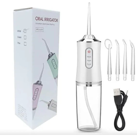 Irigator bucal , cu accesorii si incarcator