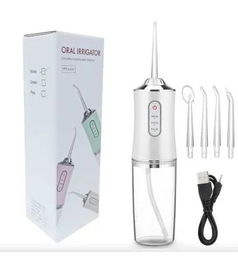 Irigator bucal , cu accesorii si incarcator